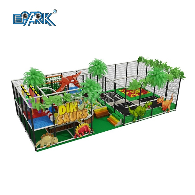 Parque infantil blando de entretenimiento Kdis Play Game Green Forest Castle Soft Quilted Playground Equipment