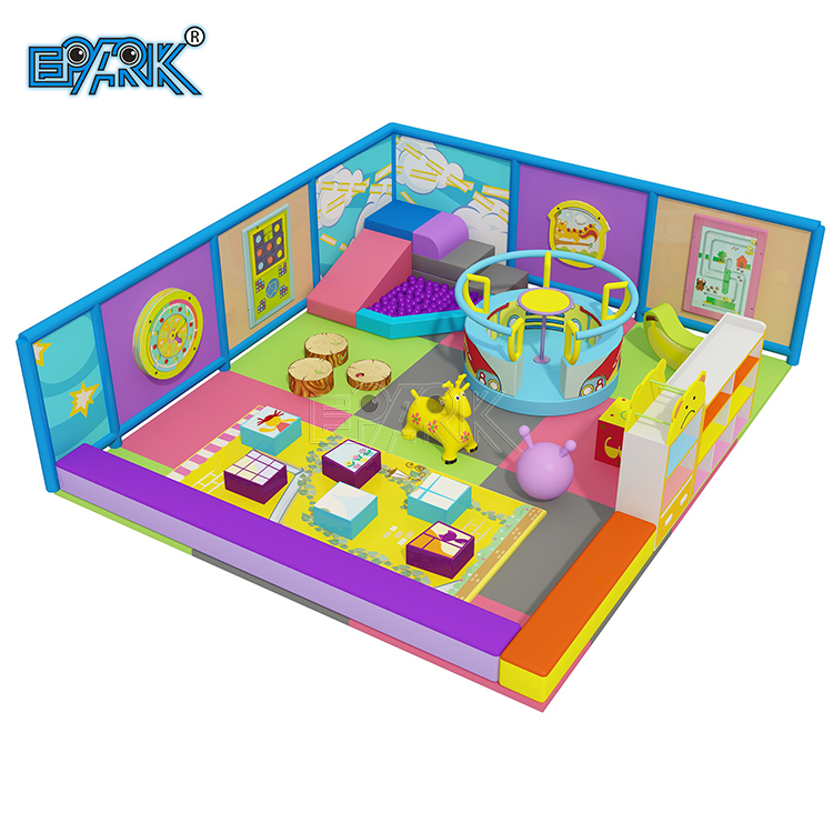 Juego blando personalizado con temática oceánica para interiores, equipo de juegos para niños, castillo de juegos blandos para interiores