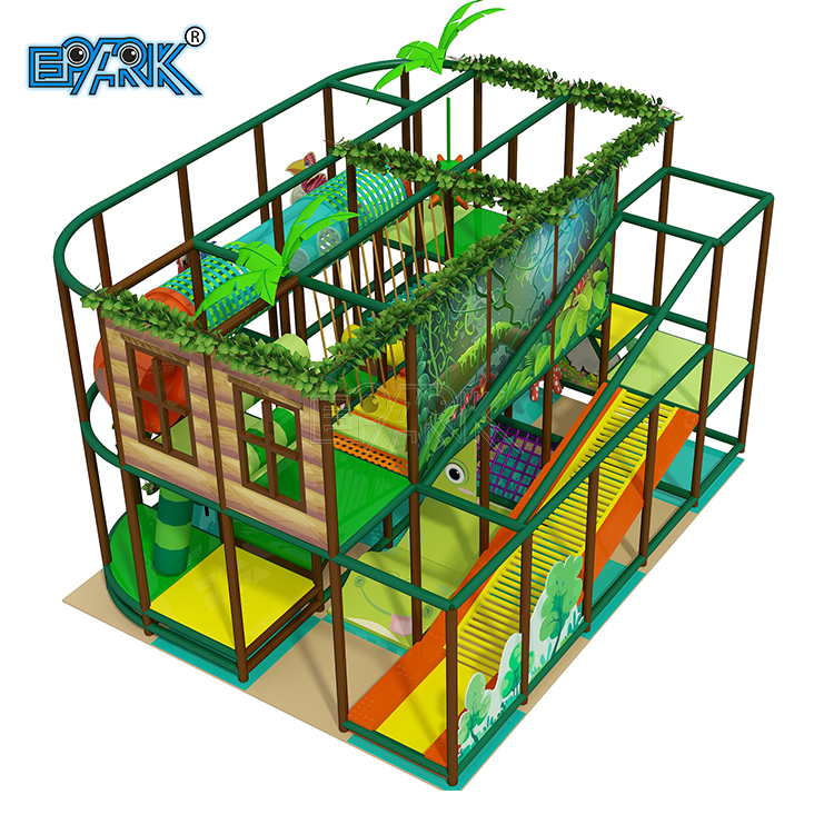 Pequeño patio de juegos interior, área de juegos para niños pequeños, túnel, tobogán, juegos para niños, equipo de juegos interior