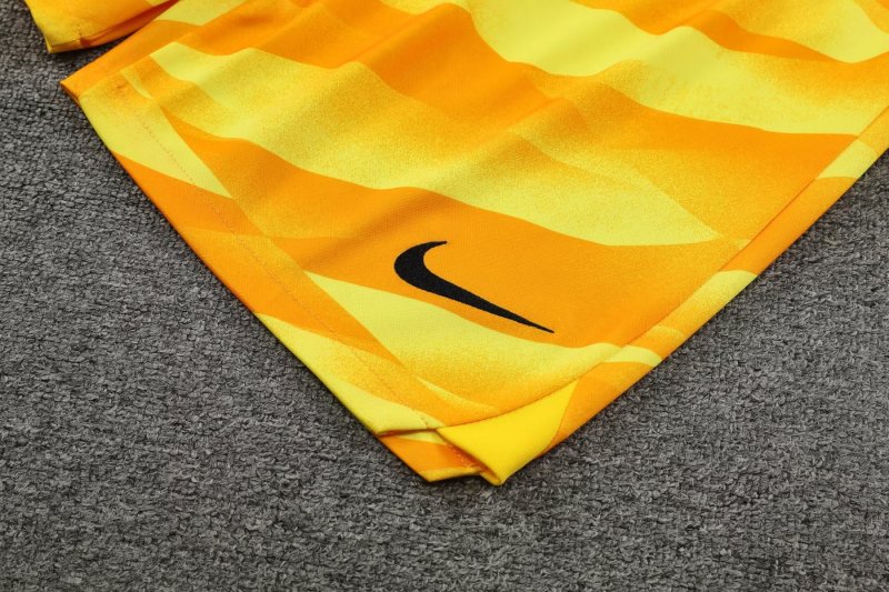 Liverpool Goalkeeper Jersey 2023/24 yellow  kit  LFC Short sleeve free shipping
