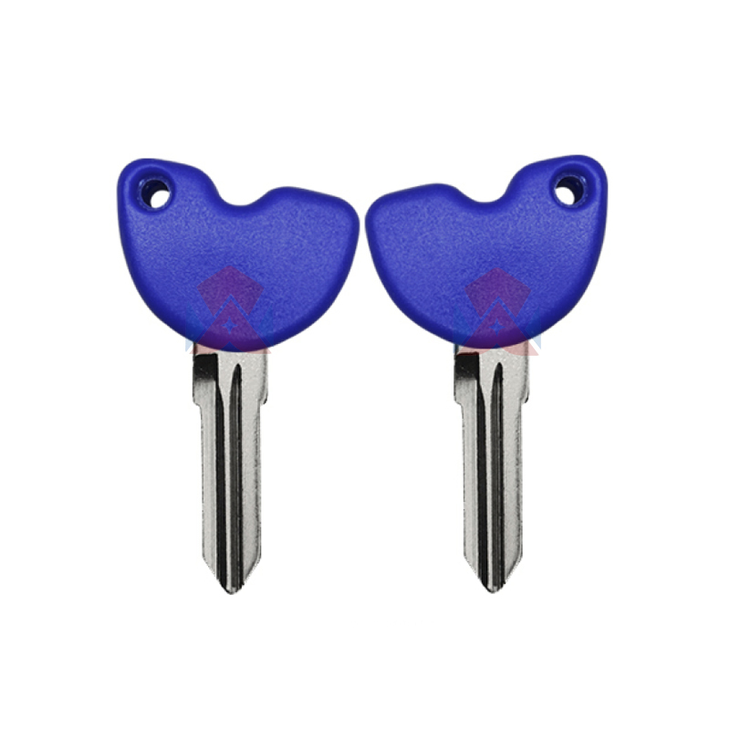 Motorcycle Uncut Blank Key  for Vespa Piaggio 3VTE Fly 125 250 300 GTV VESPA LX LXV LXS GTS GTV 250 300 Scooter parts