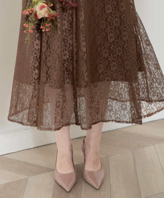 LEJA-花柄レースVネック五分丈ウエストリボン後ろシャーリング美脚効果ドレス結婚式 パーティードレス
