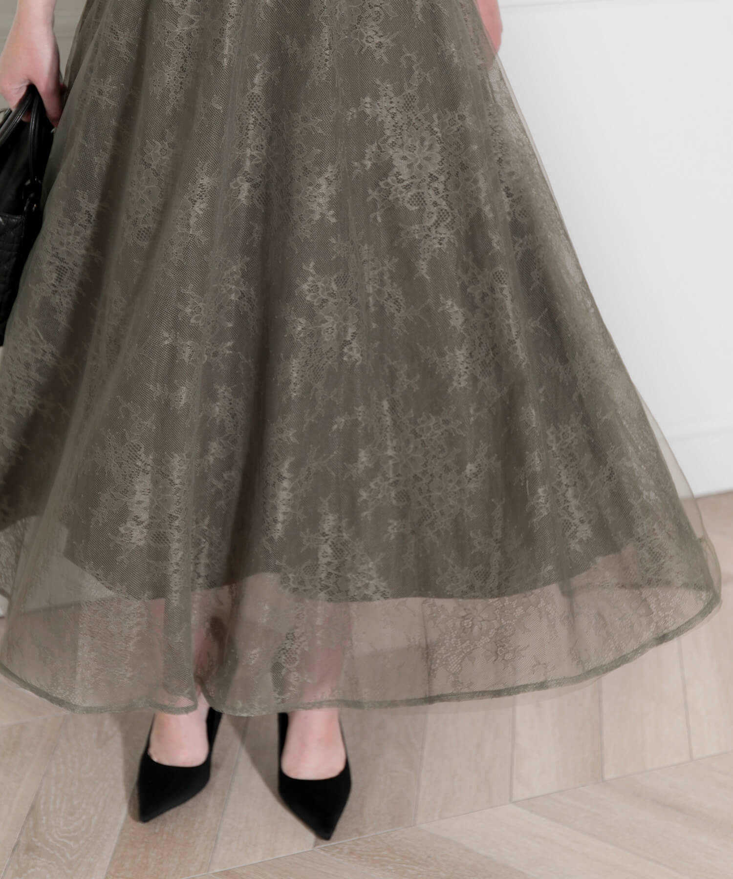 総レース花柄レイヤード配色フレア後ろリボン美脚効果ロングワンピース