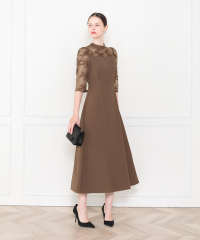 LEJA-ウエストベルト付き透け感刺繍レース切り替えロング丈ドレスワンピース美脚効果結婚式 パーティードレス