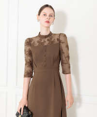 LEJA-ウエストベルト付き透け感刺繍レース切り替えロング丈ドレスワンピース美脚効果結婚式 パーティードレス