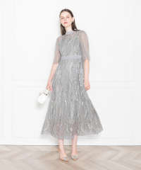 LEJA-スパンコール刺繍レースプチハイネックフリルロングドレスワンピース美脚効果結婚式 パーティードレス