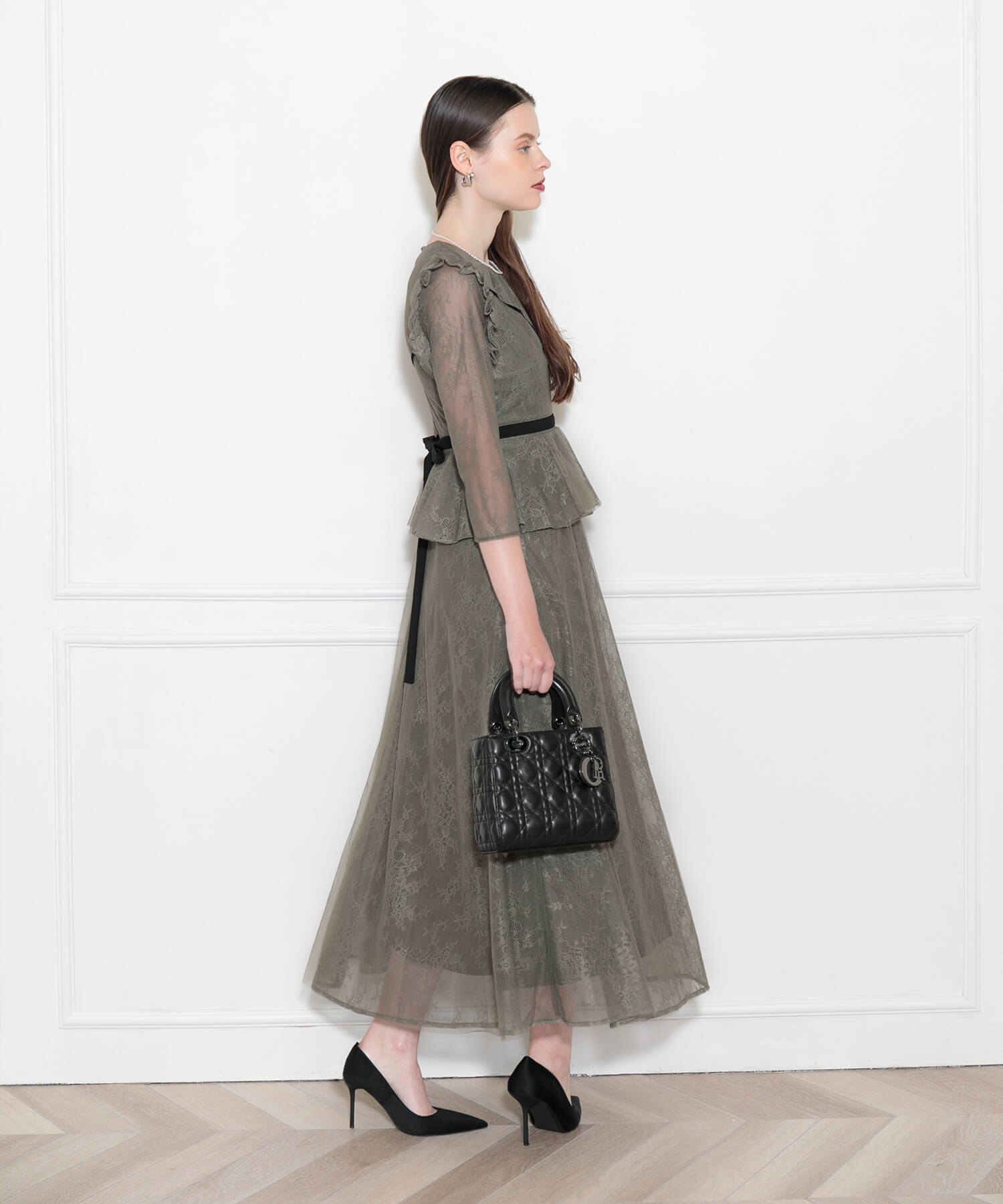 総レース花柄レイヤード配色フレア後ろリボン美脚効果ロングワンピース