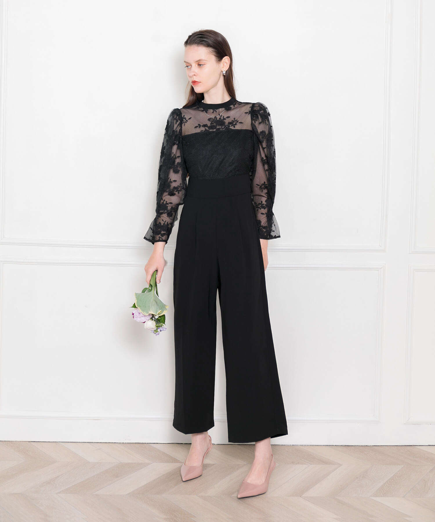 LEJA-プチハイネック後ろリボンボレロ風花柄レース異素材切替パンツドレス美脚効果結婚式 パーティードレス