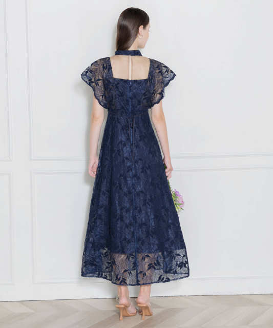 チョーカー風デコルテオープン花柄レースウエストリボン美脚効果ドレス  