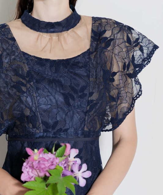 チョーカー風デコルテオープン花柄レースウエストリボン美脚効果ドレス  