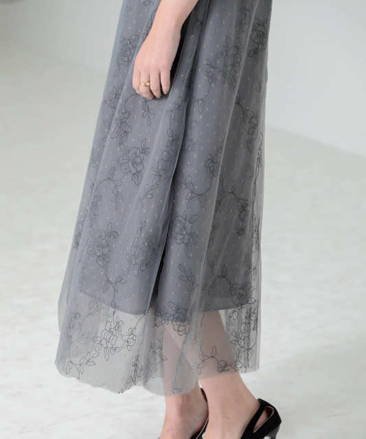 花柄刺繍オーガンジーレース切替えビスチェ風チュールロング丈美脚効果ドレス結婚式 パーティードレス