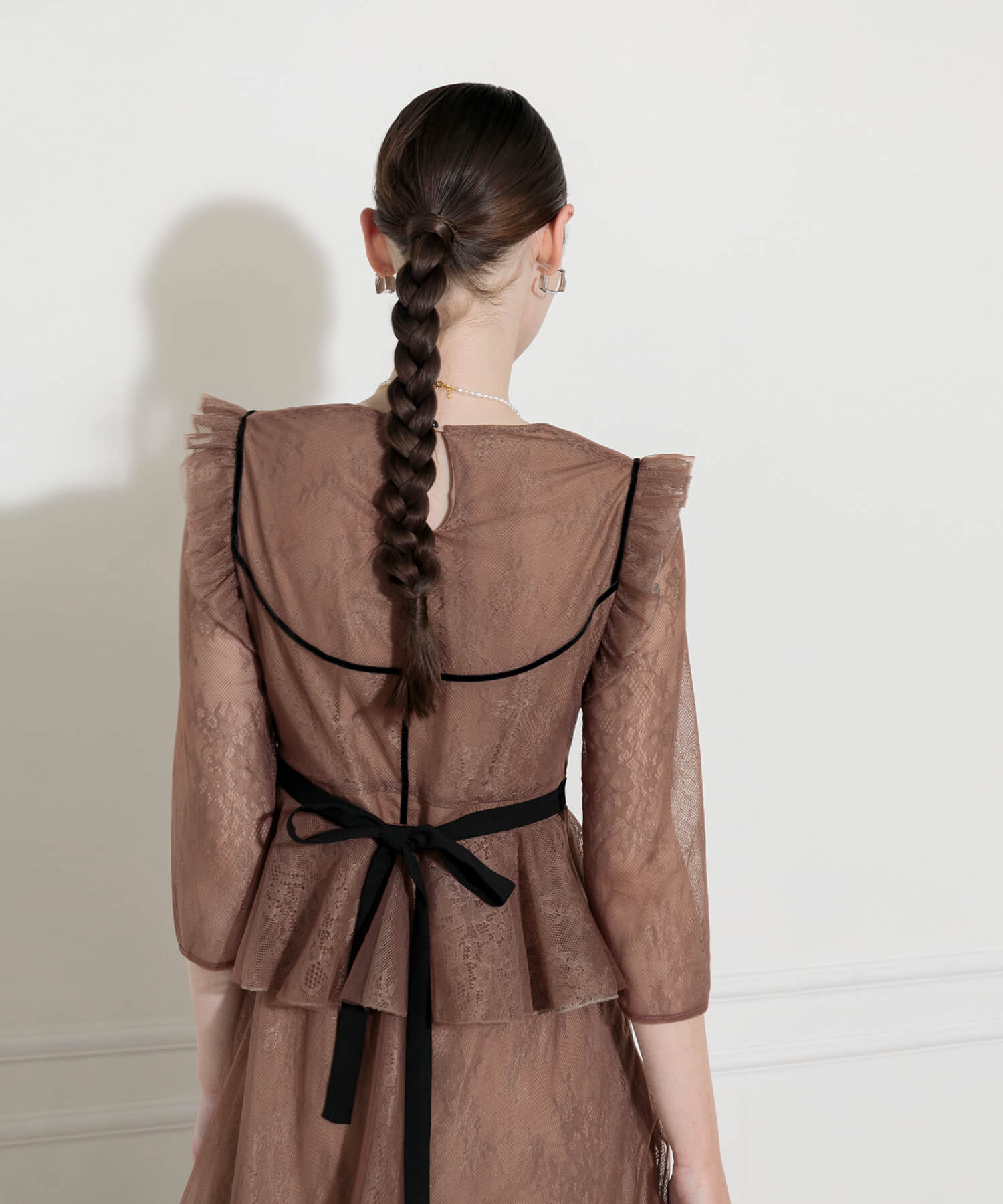 総レース花柄レイヤード配色フレア後ろリボン美脚効果ロングワンピース