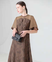 花柄刺繍オーガンジーレース切替えビスチェ風チュールロング丈美脚効果ドレス結婚式 パーティードレス