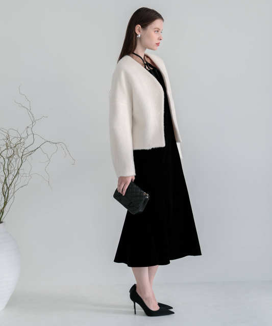 ドレスに合うアウター Vネックショートファーコートドロップショルダージャケット