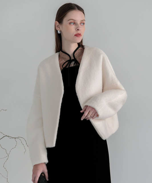 ドレスに合うアウター Vネックショートファーコートドロップショルダージャケット