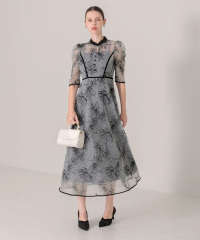 配色パイピングプチハイネック花柄刺繍ラメレースロング丈ドレスワンピース美脚効果結婚式 パーティードレス