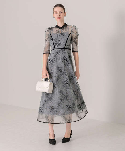 配色パイピングプチハイネック花柄刺繍ラメレースロング丈ドレスワンピース美脚効果結婚式 パーティードレス