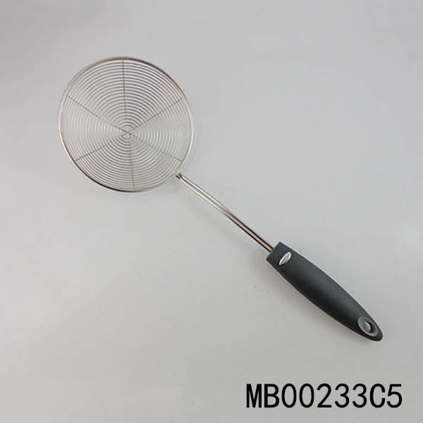 16CM SS STRAINER in PLASTIC Handle