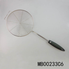 18CM SS STRAINER in PLASTIC Handle style 2