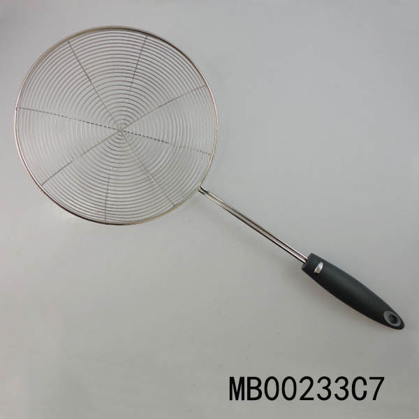 20CM SS STRAINER in PLASTIC Handle