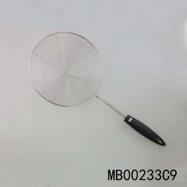 21CM SS STRAINER in PLASTIC Handle