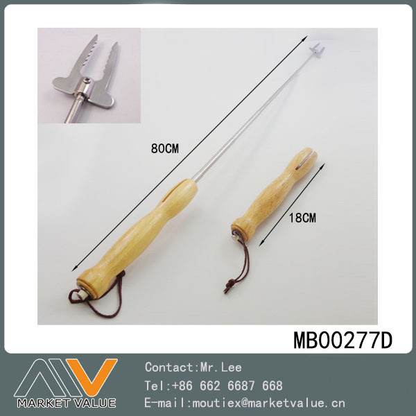 EXTENDABLE BBQ FORK with WOODEN Handle TC