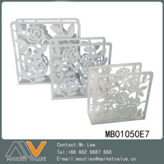 POWDER SPRAYING NAPKIN HOLDER in WHITE BOX style 4
