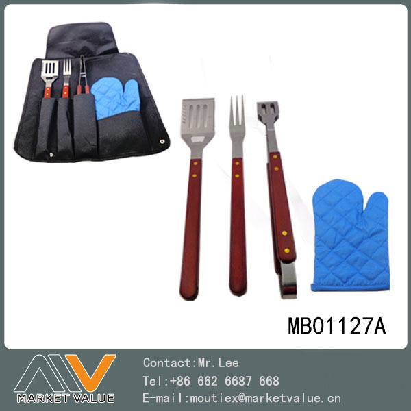 4PCS BBQ TOOLS with WOODEN Handle IN APRON