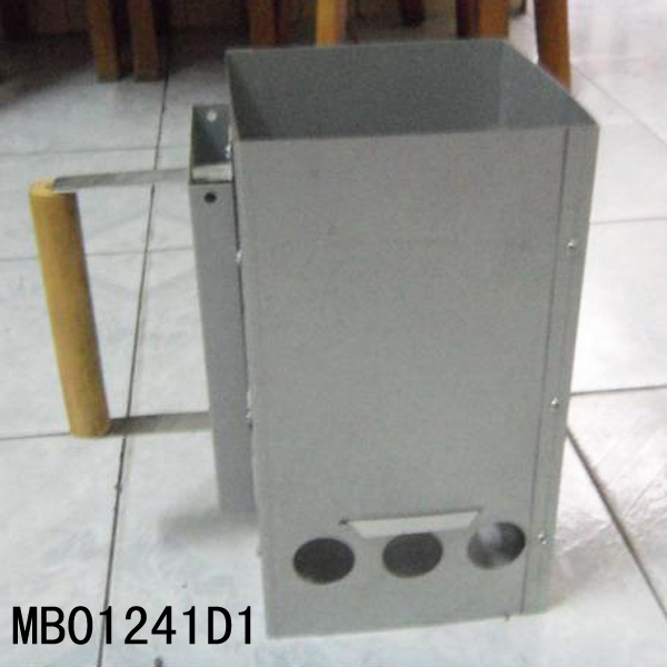 METAL SQUARE CHARCOAL EASY FIRE with WOODEN Handle