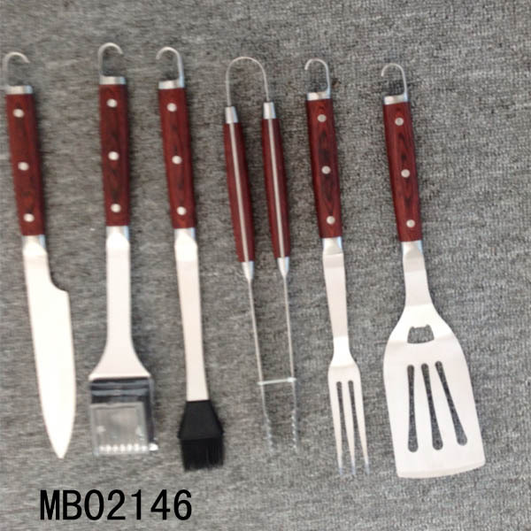 6PCS COLOUR WOODEN Handle BBQ TOOLSKNIFE BRASS WIRE BRUSH SILICONE BRUSH TONG FORK SHOVEL TC