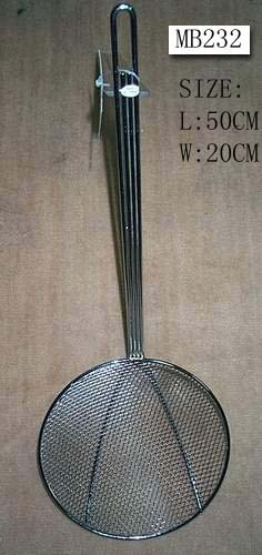 8in IN CHROME STRAINER WHandle