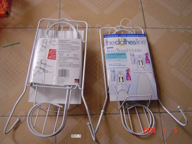 VINYLY SPRAYED IRON-BOARD HOLDER style 2