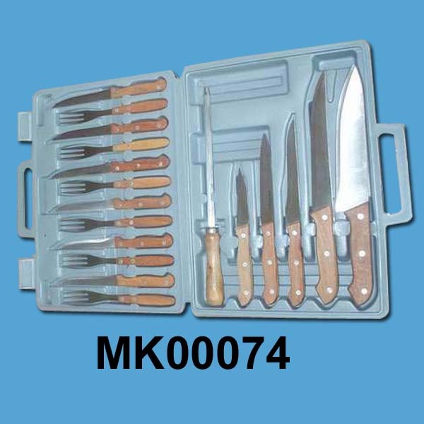 18PC KNIFE SETS in PLASTIC CASE