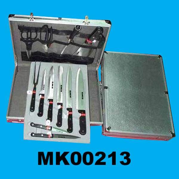 13PCS KNIFE SET in AL CASE 3 2 1.5MM