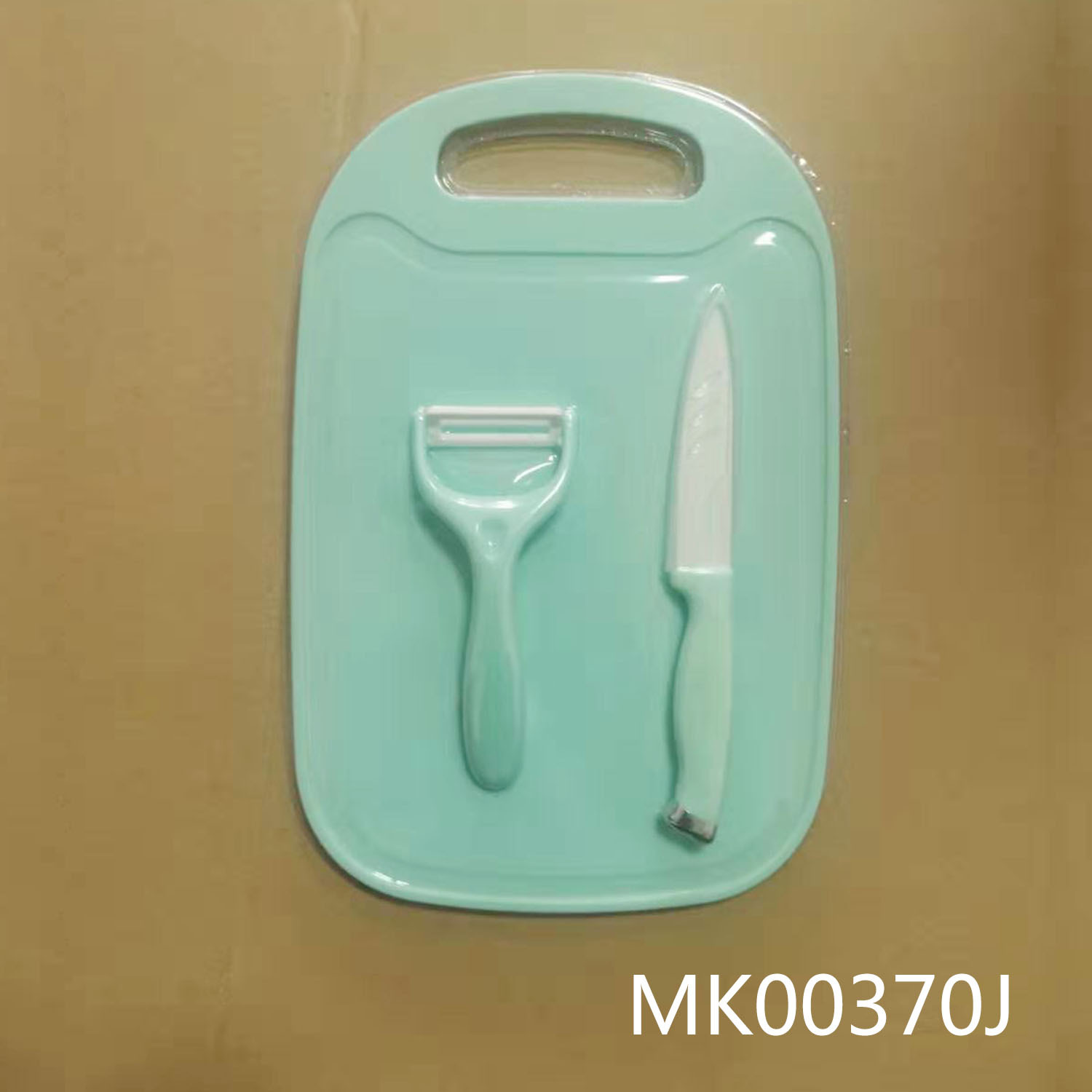 PLASTIC CUTTING BOARD with PARING KNIFE with PEELER