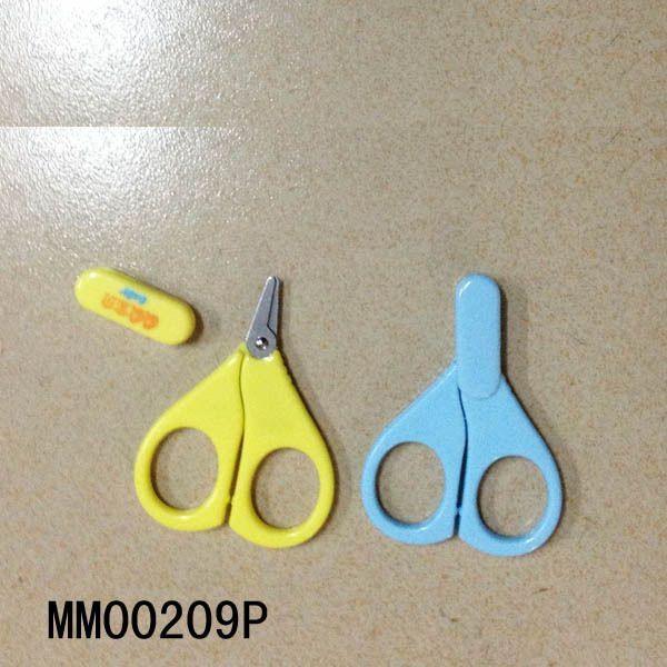 PLASTIC Handle BEBE SCISSORS