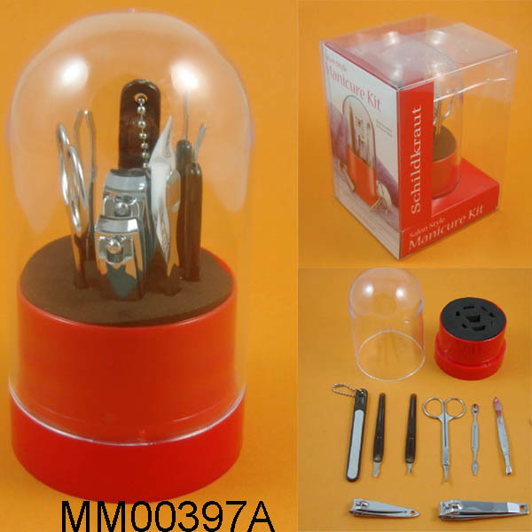8PCS MANICURE SET PLASTIC CASE in PVC BOX