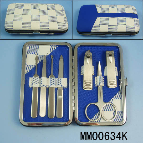 8PCS SS MANNICURE SET IN PU LEATHER BOX style 2