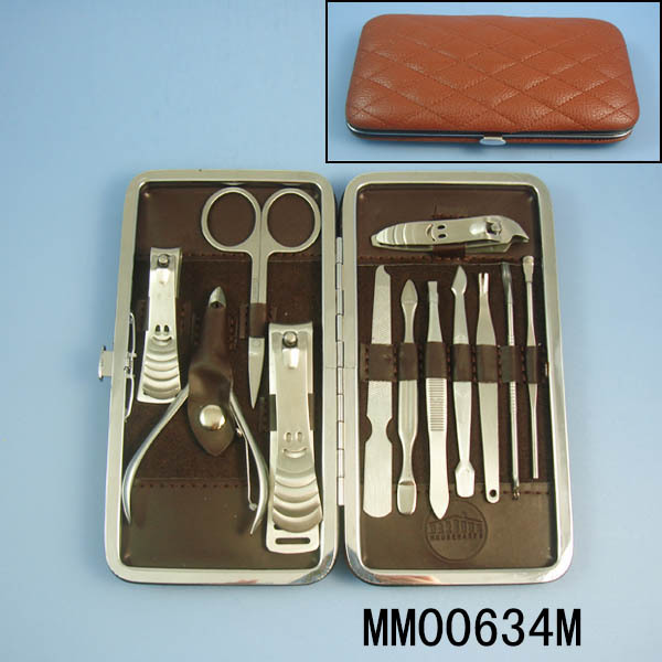 13PCS SS MANNICURE SET IN PU LEATHER BOX