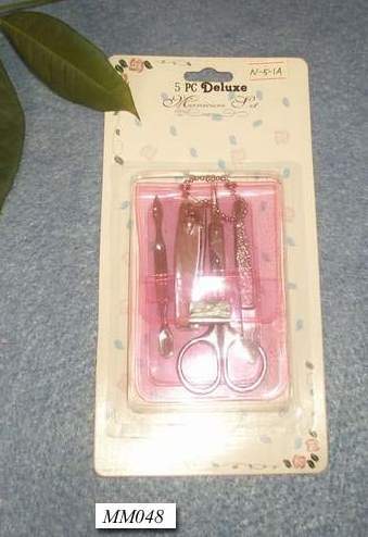 N-5-1A 5PCS MANICURE SET in BOX
