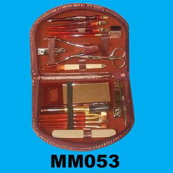 SDA 16PCS MANICURE SET in BOX