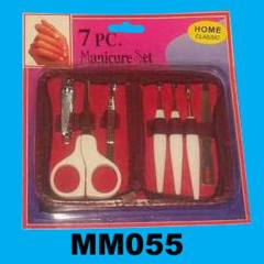 7PCS MANICURE SET IN LEATHER BOX