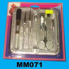 YES105A 6PCS MANICURE SET in BOX