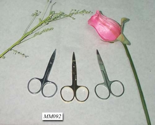 COSMETIC SCISSORS