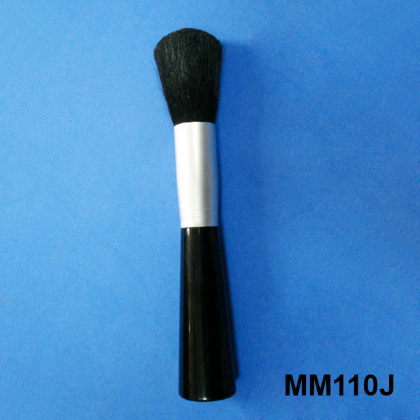 BEAUTY BRUSH with PLASTIC Handle