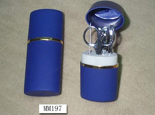 MANICURE SET in BOX style 4