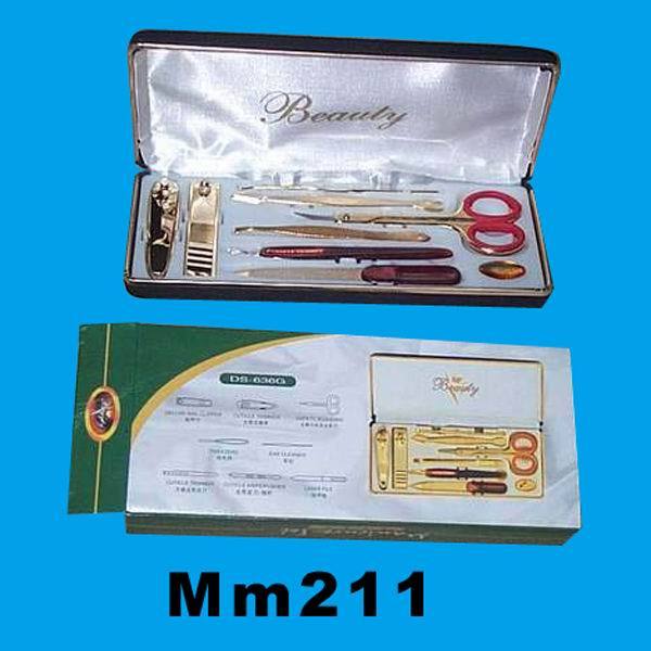 MANICURE SET in CB