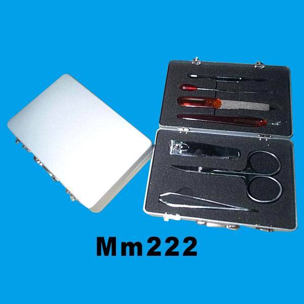 8PCS MANICURE SET in BOX style 3