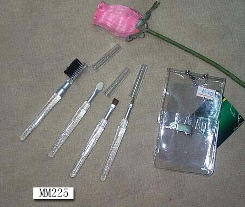 BEAUTY BRUSH in PVC BAG style 2