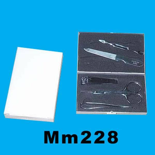 MANICURE SET in BOX style 8